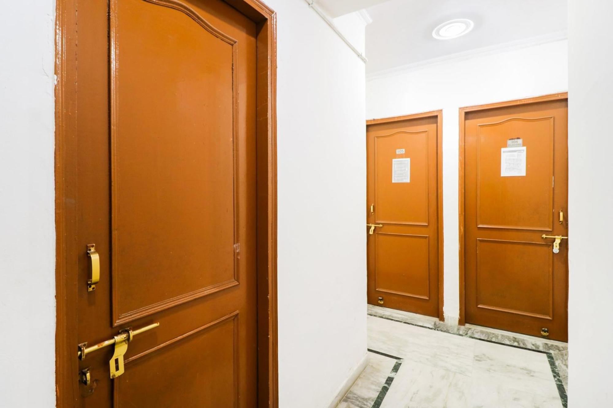 Hotel O Maurya Residency Gurgaon Dış mekan fotoğraf