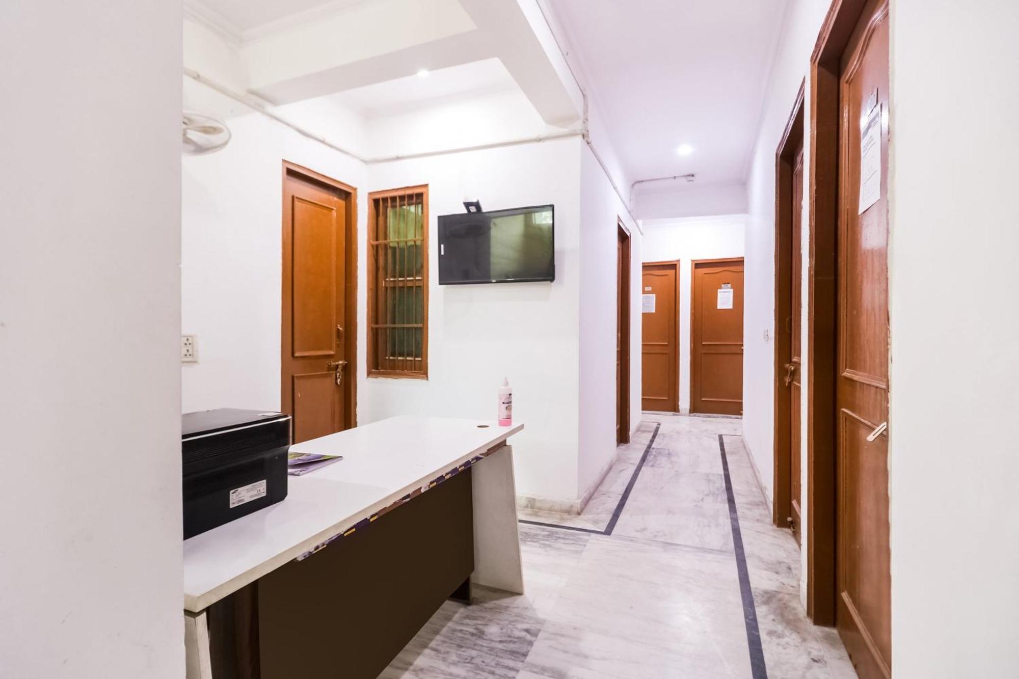 Hotel O Maurya Residency Gurgaon Dış mekan fotoğraf